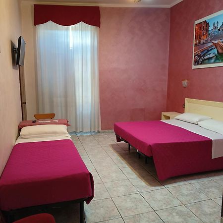רומא Hotel Principe Amedeo מראה חיצוני תמונה