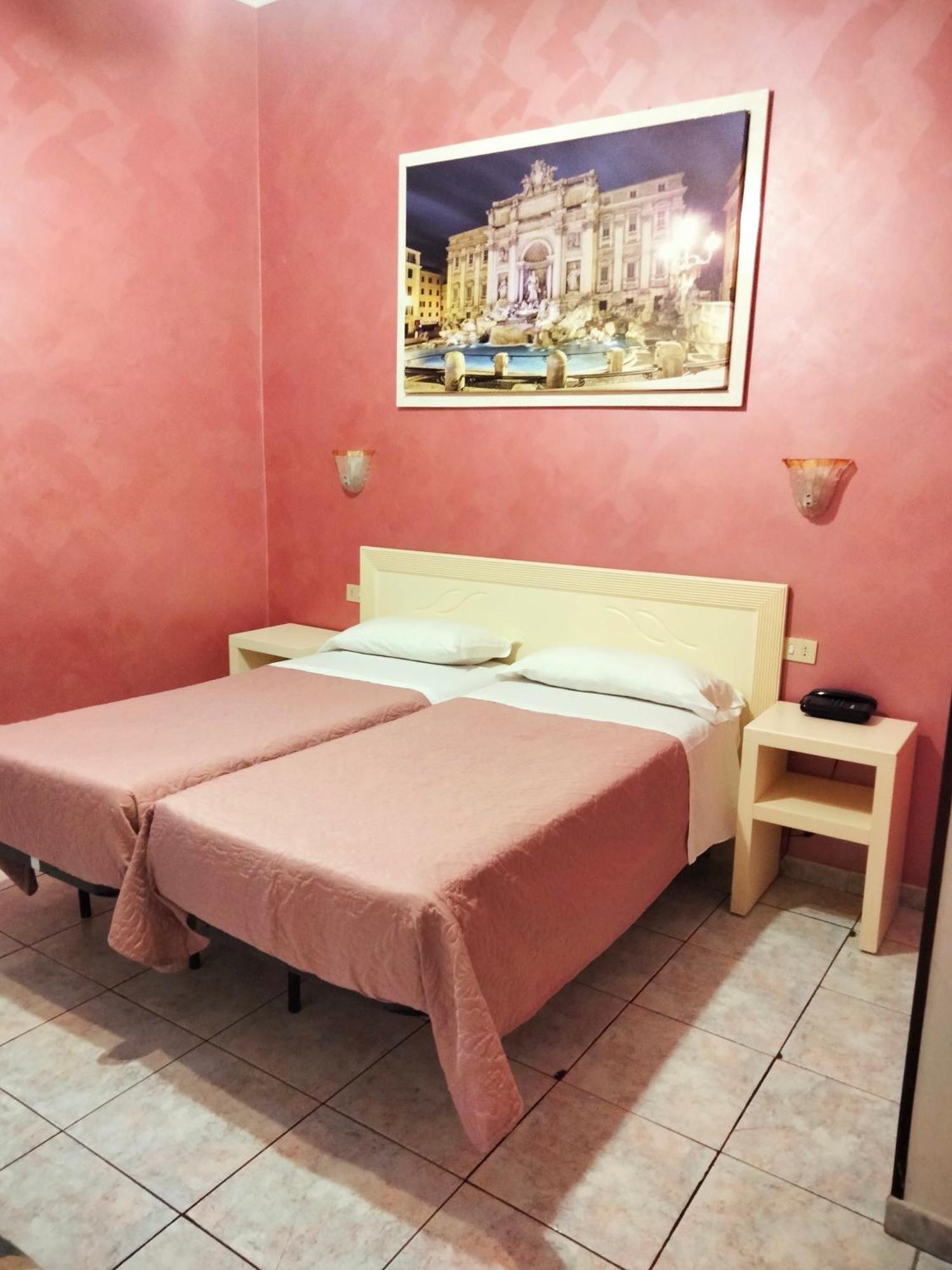 רומא Hotel Principe Amedeo מראה חיצוני תמונה